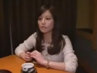不倫希望の素人妻と一夜限りの浮気撮影会ｗｗｗ